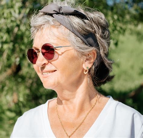 designer headbands for older women.